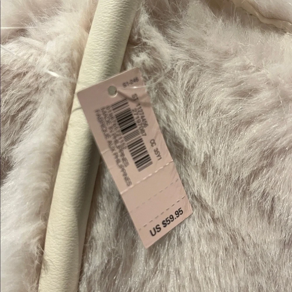 Victoria’s Secret Faux fur tote bag - Picture 4 of 8